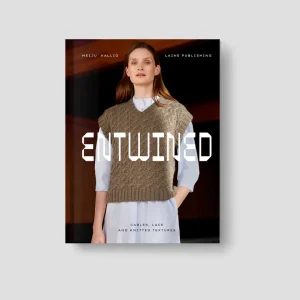 Entwined: Cables, Lace and Knitted Textures